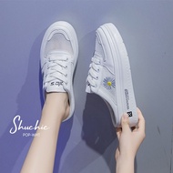 POP Shoes With Cute Daisy Embroidery Design