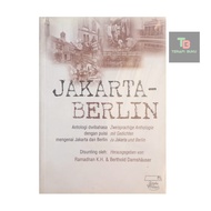 Berlin Book - Bilingual Anthology with Poetry About & Berlin - Terapibuku ORI