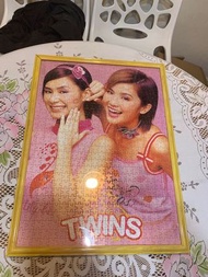 Twins 簽名砌圖