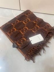 Gucci 頸巾
