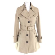 成色極佳的BURBERRY BLUE LABEL 100% 純棉風衣，格紋襯裡，飾有品牌標誌紐扣，羊毛內襯。中長款，米色，40 碼。正品。女款。