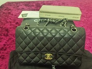 Chanel black caviar classic flap bag silver hardware CF medium 中經典口蓋包袋牛皮黑色銀扣連zjuto 枕頭
