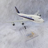Boeing B747 Diecast Airplane
