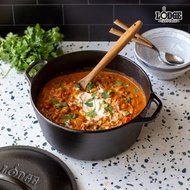 Lodge Cast Iron 5 Quart Dutch Oven - L8DOL3