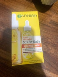 現貨🇹🇭泰國卡尼爾Garnier 維他命C 亮白精華（Booster Serum）