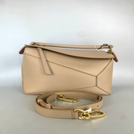 羅意威Puzzle幾何小号沙色新款 尺寸24.5~11.51~6  Loewe Puzzle Small, Sand New Version Size: 24.5~11.5~16 cm