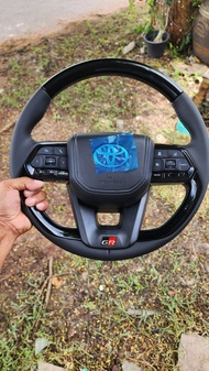 พวงมาลัย GR lc 300 Land Cruiser Piano Black