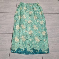 preloved rok batik rok kebaya bahan satin maxmara bunga