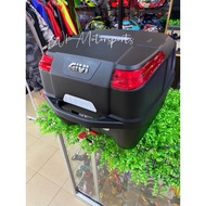 GIVI B33NM NEW MONOLOCK TOPCASE