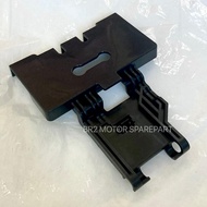 YAMAHA LC135 135LC LC 135 V1 BATTERY CAP 1S8-F124E BATERI BAND BATTERY COVER TRAY