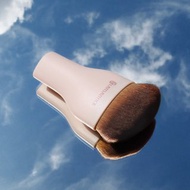 坡型弧面粉底刷(水滴型) 全膚質 粉底 粉餅 遮瑕 修容