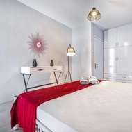 Big Bang 紅色 - 有機旭日形掛鐘靜音運轉