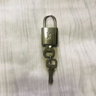 正品Lv 鎖頭