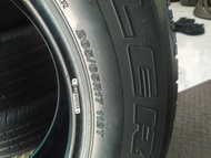 ยางกระบะ suv ยี่ห้อบริดสโตน 265/65R17 ยางสัปดาห์46ปี18  ยางดอกสวย ไม่ปะ ไม่บวม แก้มดี ขอบยางดี ใช้งา