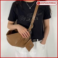 [PREORDER] BUCKS AND LEATHER, WHALE BAG, POBL28 (KPBL28)