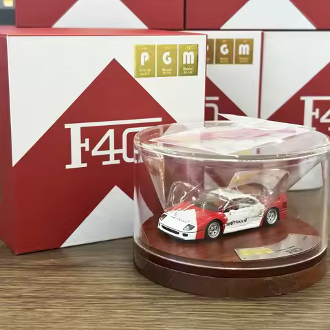 Newly Stocks PGM 1/64 F40 Red And White Color Ordinary Luxury Version Diecast Fully Opened December 