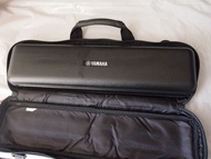 YAMAHA 221 FLUTE W/B 長笛連內外盒套