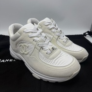 CHANEL香奈兒 系帶 簡約百搭 低幫 運動休閒鞋 白色 超級經典的款式❣️尺碼：37碼 附件：防塵袋