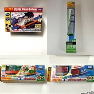 $300=全部4盒👆🏻全新未拆盒😎Takara Tomy Plarail山手線ES-07成田特快E235系列Yamanote line日本鐵道📍米奇老鼠迪士尼路軌Mickey mouse Disney