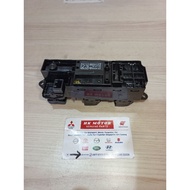 SWITCH, F/DR WDO DRIVR SIDE RIGHT SWITCH POWER WINDOW XPANDER ORIGINAL MITSUBISHI 8608A362