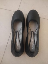 代友放！二手女學生皮鞋 9成新