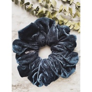 VEX XXL SCRUNCHIE in VELVET