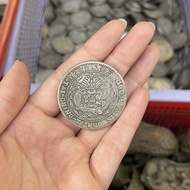 Ethnic coins - Ethnic silver coins shaped like dragons in the shape of generals - Nail pressed coins