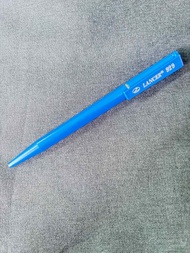 ปากกาลูกลื่น แบบหมุนเปิด Lancer 929 น้ำเงิน