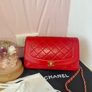 香奈兒紅色小羊皮金釦中古黛妃包/古董包 Chanel Vintage Diana Bag