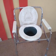 Kursi roda mandi berak bekas seken