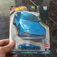 Hot wheels premium 89 porsche 944 turbo