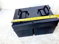 กล่องเปล่าใส่แบตเตอร์รี่ 24×36×20 ซม. อย่างหนา มีหูหิ้ว ใส่แบตแห้ง 12 V 20 Ah 5 ลูก