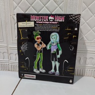 High deuce and gilling monsters