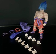 全新龍珠E&C 界王拳 及 超藍界 孫悟空 (每款$300)