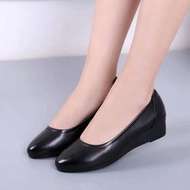 Women's leather shoes, mother's soft low sports shoes, thick heels, thick soles, women's casual shoe