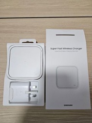 全新 Samsung Super Fast Wireless Charger 無線閃充充電板 EP-P2400 P1300 (15W) (包括旅行充電器) (盒裝原封)
