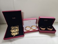 仿金豬牌/龍鳳鐲手鐲連周大福盒