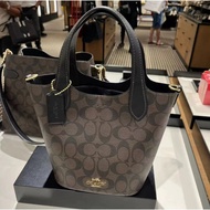 แท้%/Outlets ปลอดภาษี กระเป๋าสะพายข้างผู้หญิง กระเป๋าถือ CR256 CR169 CR168