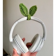 ERITY.ID- Leaf sprout crochet