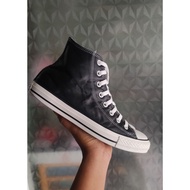 Converse 41 shoes