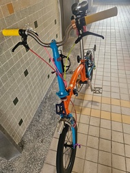 Brompton 是 Line 摺車 橙色全改