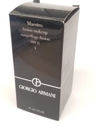 Giorgio Armani 粉底