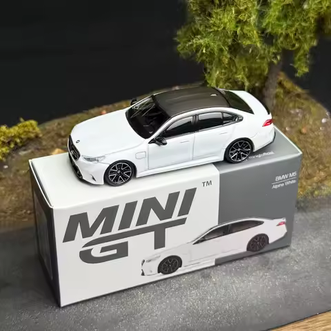 MINIGT 1:64 #1092 M5 diecast model cars