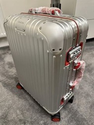 Rimowa original aluminium 銀色行李箱