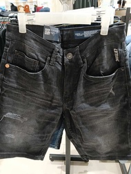 Celana pendek pria jeans osella diatas lutut