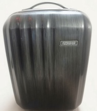 American Tourister 行李箱