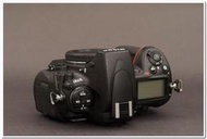 [CYF 二手攝影器材館] 極新NIKON D700 機身 含包裝盒完整配件 ＃2055257