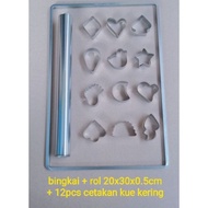 Bingakai Cookie Dough Leveler + 12pcs Cookie Molds
