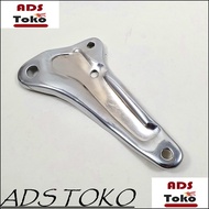 Pangkon Exhaust Mount Honda C70 C50 Chrome Color