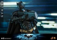 HOT TOYS DX19 DC 黑暗騎士 : 黎明昇起 - BATMAN 蝙蝠俠